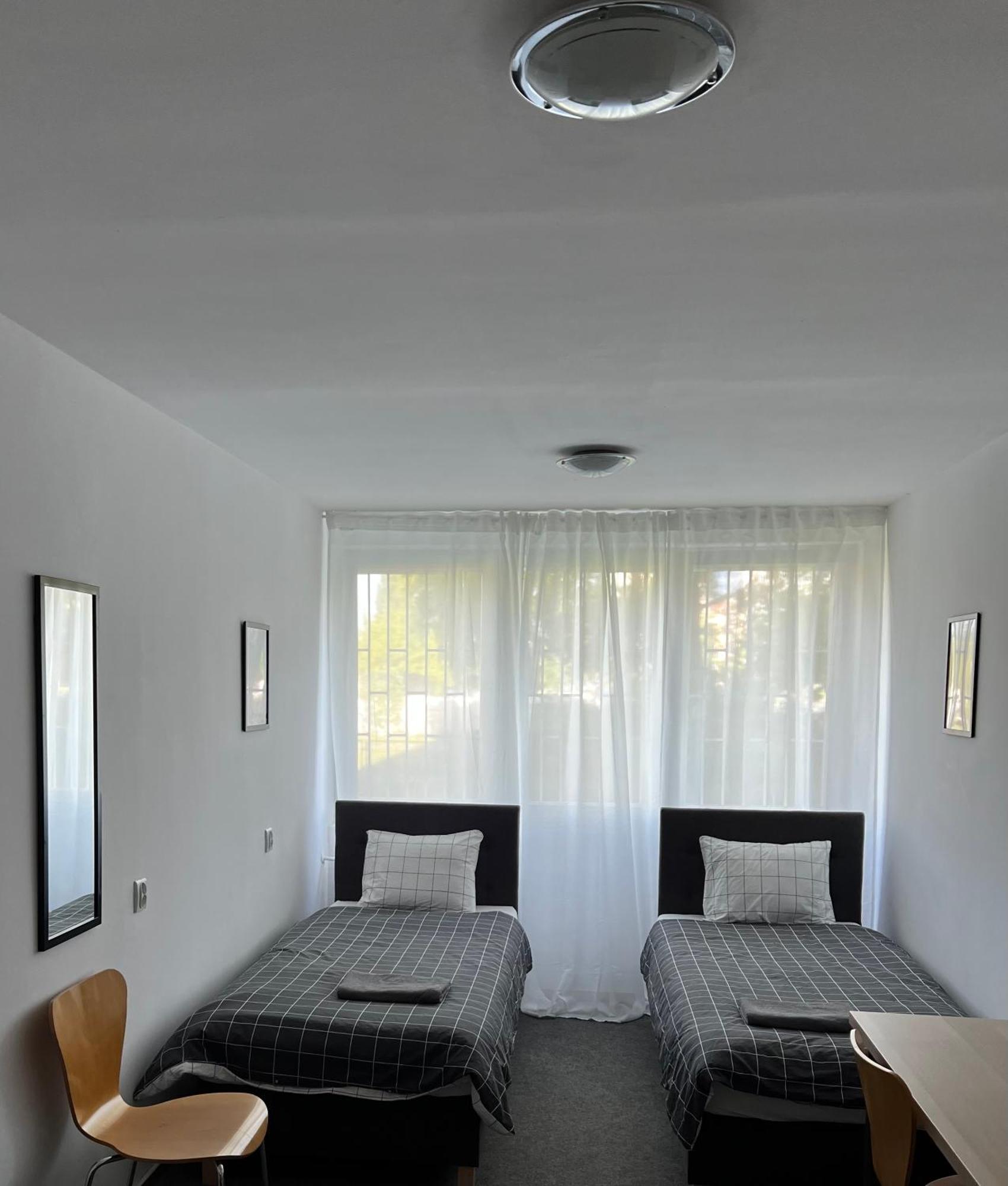 Warszawa Zachodnia Hotel Ngoại thất bức ảnh